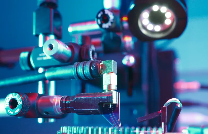 eShard EM fault injection hardware bench